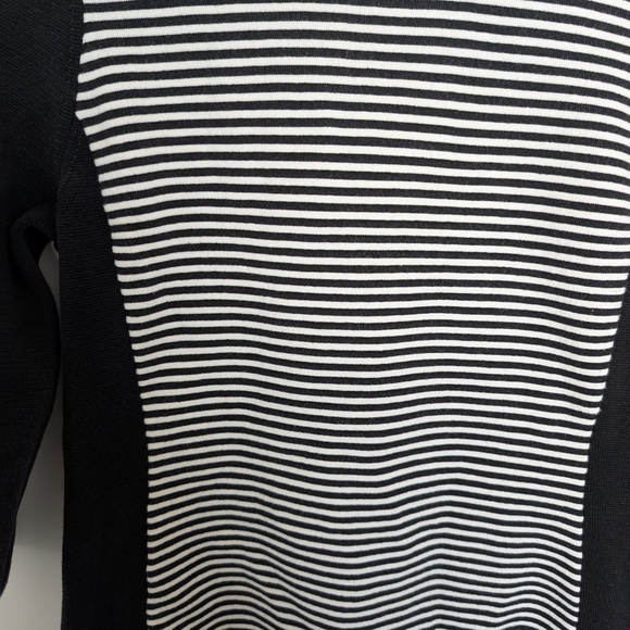 J. McLaughlin Size XL Black And White Striped Knit Sweater Dress Zipper Preppy - Picture 2 of 9